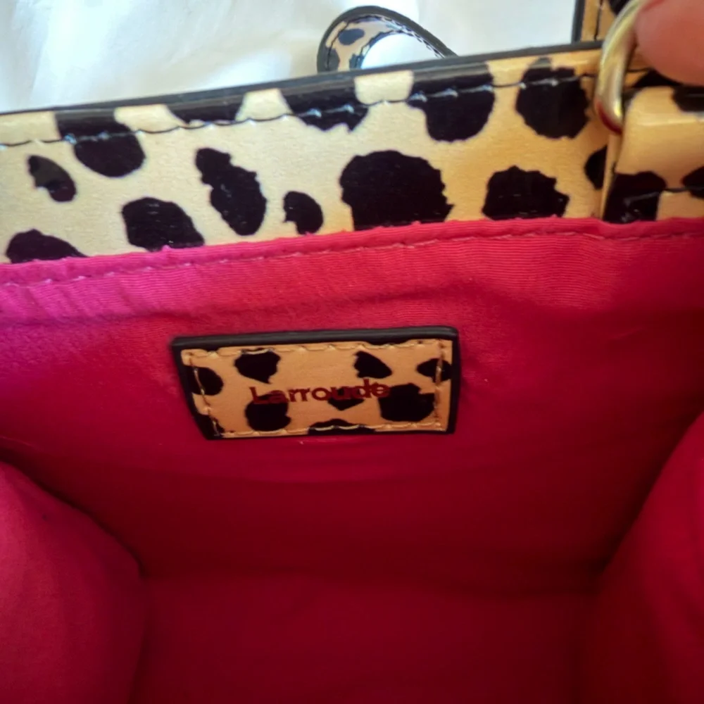 Larroude Mini Phoebe Tote Bag in Cheetah Print NWT - Picture 7 of 9